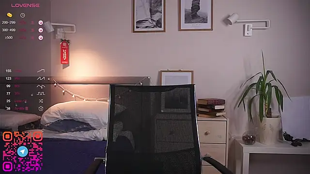 MegganKinson live sex cam