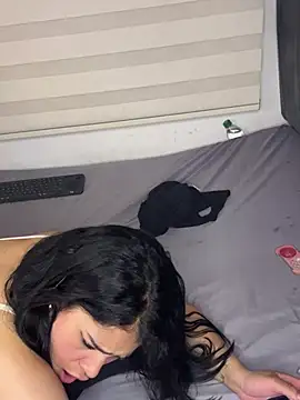 chucky_karla's cam snapshot