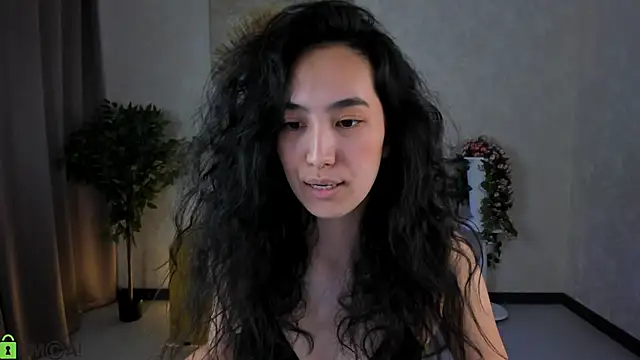 FlirtyAura live sex cam