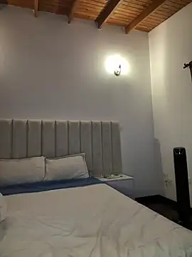 Mia_Roswell live sex cam