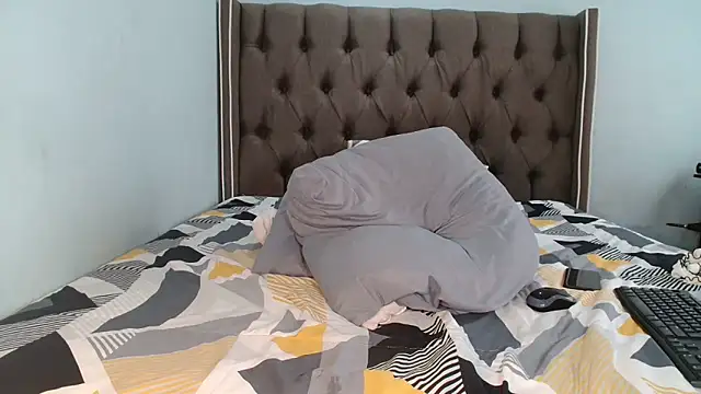 CHOCKYCHOCX2 live sex cam