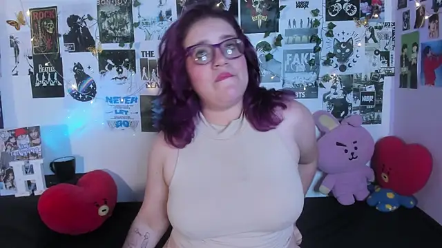 hellen_alexa's cam snapshot