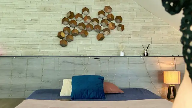 hornyb33_'s cam snapshot