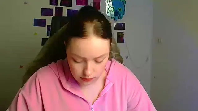 Kira_raa's cam snapshot