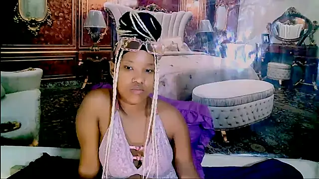 EroticSexyPrada live sex cam