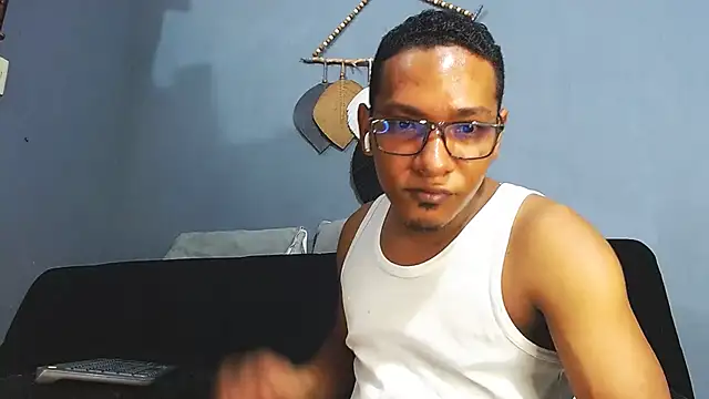 Grandeygruesa1 live sex cam