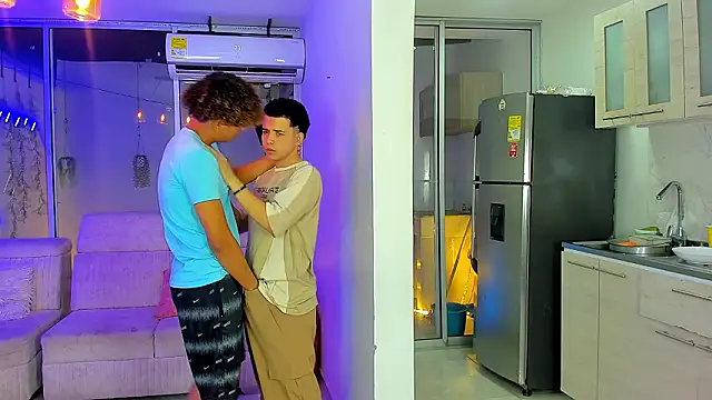 Houseofwarrios live sex cam