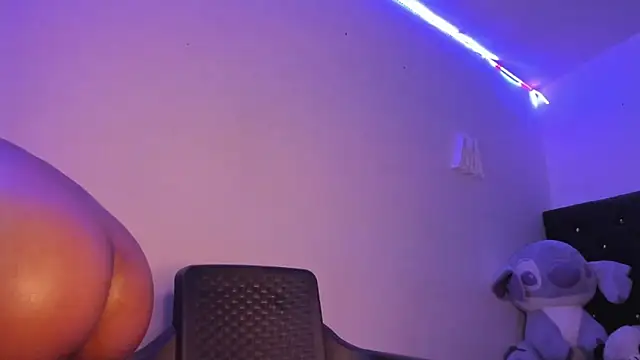 ailen_aria's cam snapshot