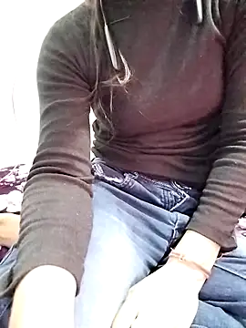 Cute-Naavya's cam snapshot