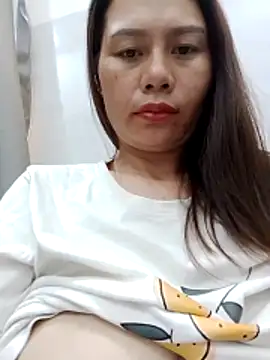 Baby-ladyass2026's cam snapshot