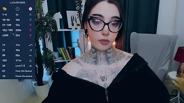 Dixi_Pixi_'s cam snapshot