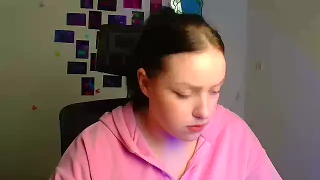 Kira_raa's cam snapshot