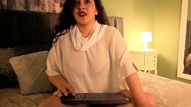 Moon_shaddow's cam snapshot