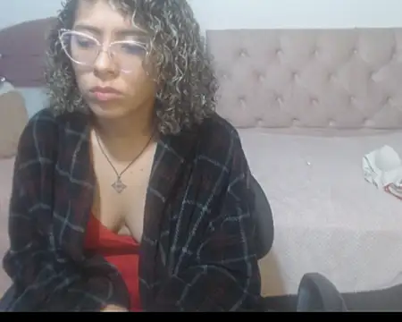 CATTALINAHOT's cam snapshot