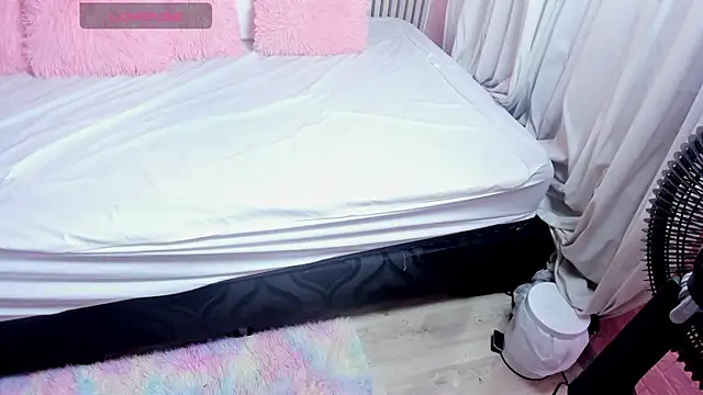 charlot_collin's cam snapshot