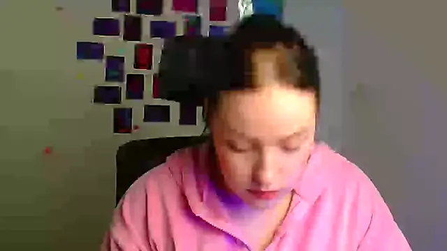 Kira_raa's cam snapshot