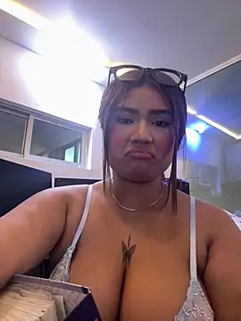 sofi_zaens's cam snapshot