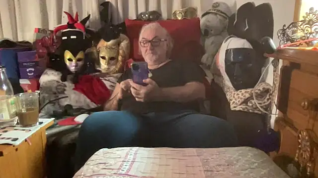 EroticVenetian live sex cam