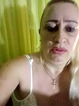 Esenia505 live sex cam