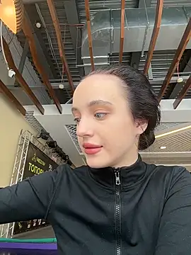 MiaTee's cam snapshot