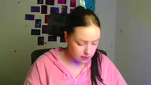 Kira_raa's cam snapshot