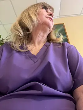 Irina2909@xh's cam snapshot