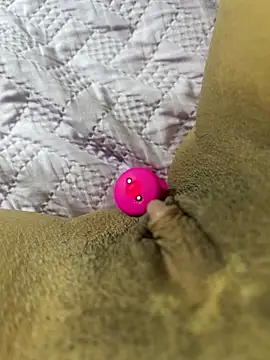 MARYADSUARD live sex cam