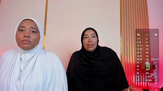 Helen_Camila live sex cam