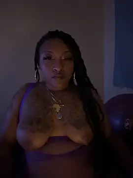 Egyptian_reign's cam snapshot