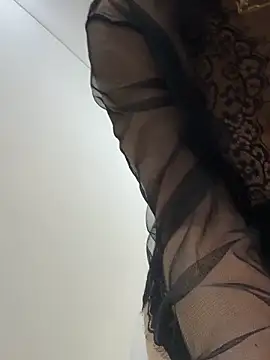 Adeline_1's cam snapshot