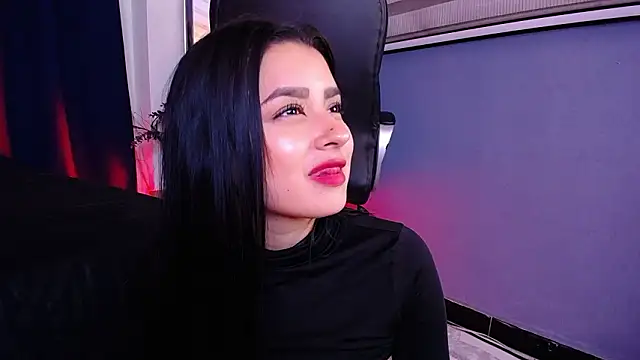 Emilyy05_'s cam snapshot