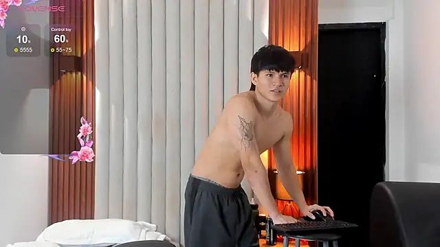 Ryo_kush live sex cam