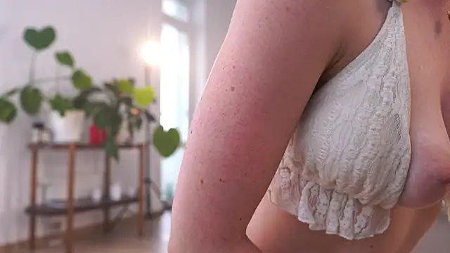 EsmaCrumbley live sex cam