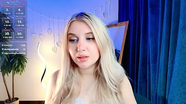 Evacadooo's cam snapshot