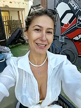 CelynaRoss live sex cam