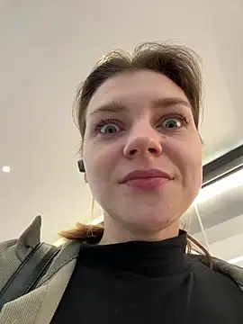 ValenciaShock live sex cam