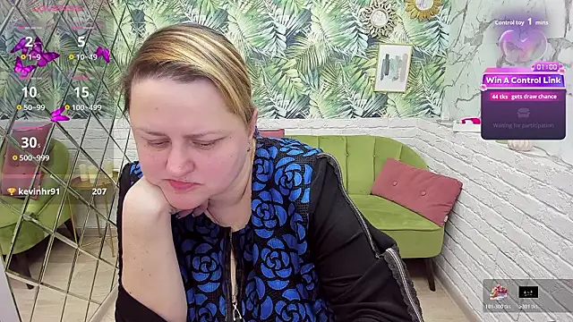 ScarlettSoft live sex cam