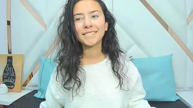 chrisstin_foxx's cam snapshot