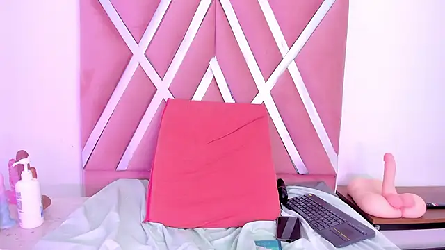 cataleyabianchi's cam snapshot