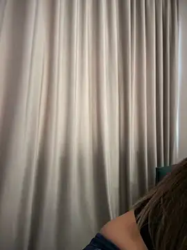 HotXMom_'s cam snapshot