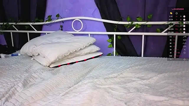 Scarlettsrorm live sex cam