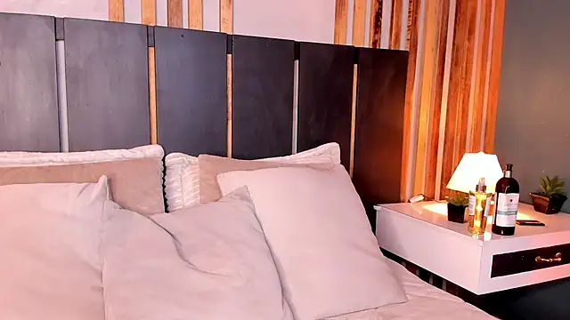 Giovanna_oliveira's cam snapshot