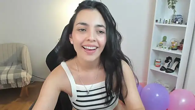 _BellaEvans_'s cam snapshot