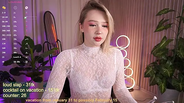 LauraWifeness's cam snapshot