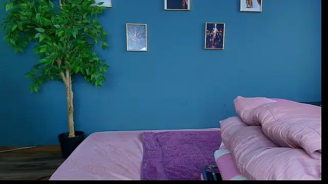 Perfect_Moans's cam snapshot