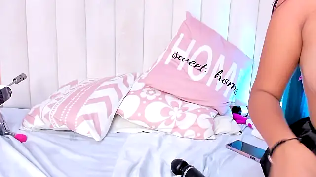 isa_valverde's cam snapshot