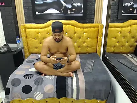 Liam_and_albala's cam snapshot