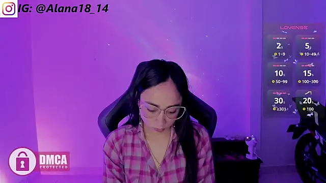 Alana_Pherson's cam snapshot