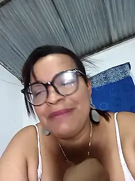 _violetta_-'s cam snapshot