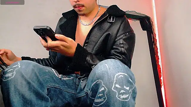 liamty_luxor's cam snapshot